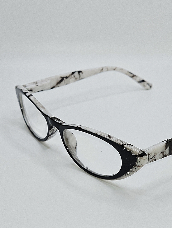 Adrienne Burke Eyewear Accessories - Eartha